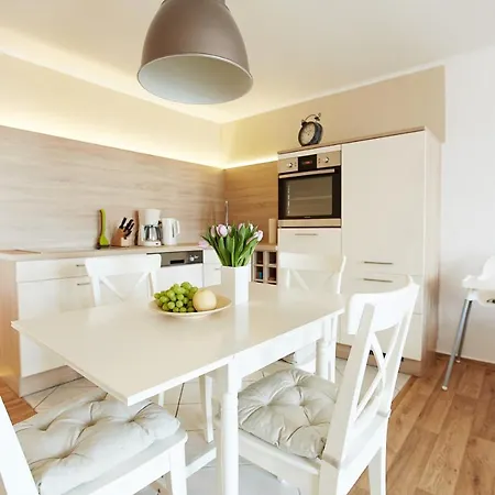 Haus Strandeck Apartment Goehren (Ruegen)